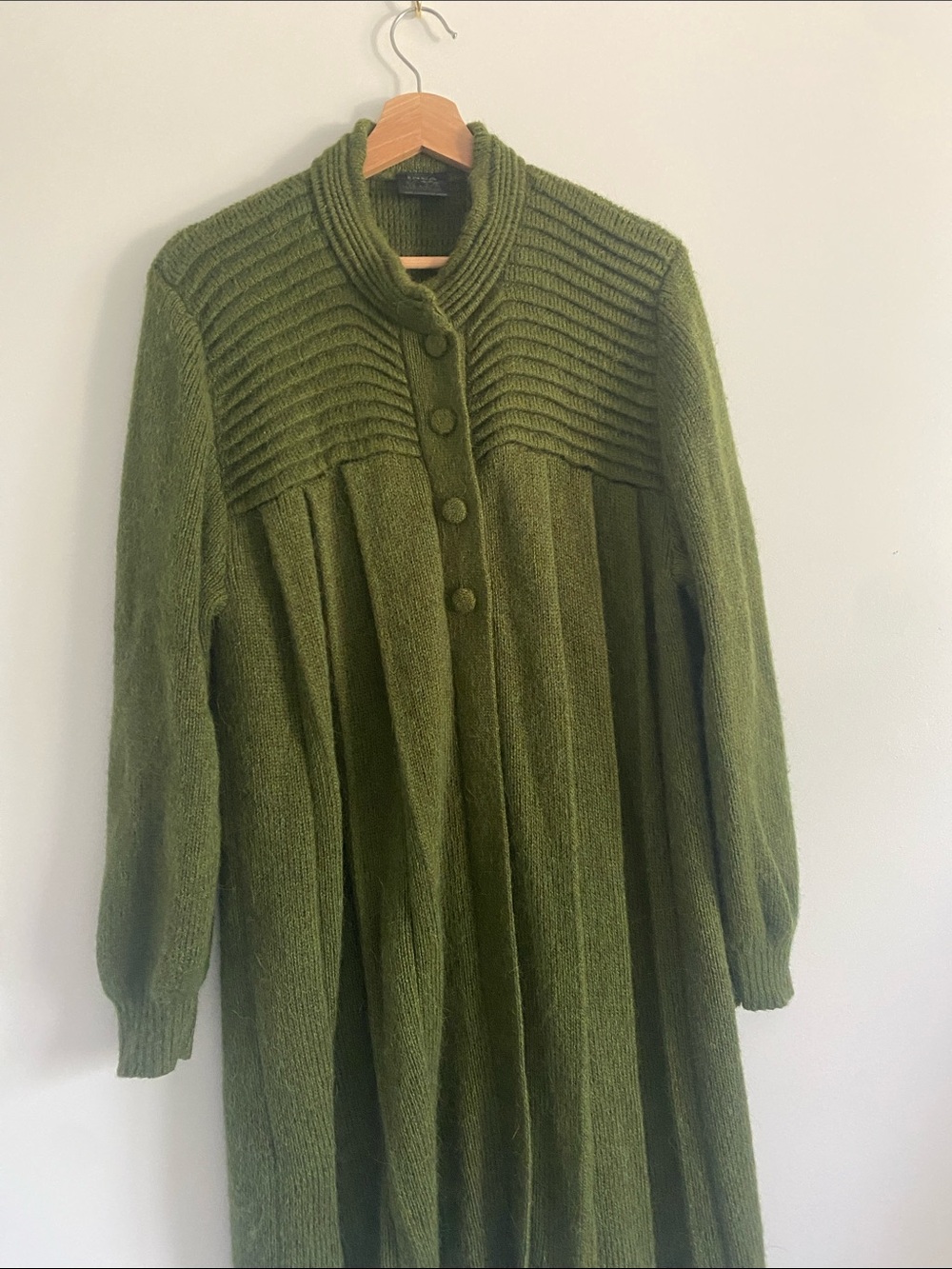 100% Alpaca Olive Long Cardigan Sweater - Picture 8 of 12
